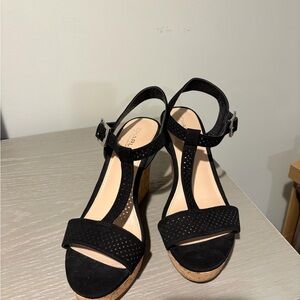 Charles David Black Wedge Sandals